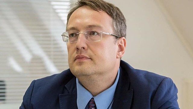 Депутат Рады обиделся на СМИ за использование его фото до похудения