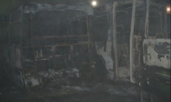 Пожар в автопарке Одессы: сгорели 10 автобусов