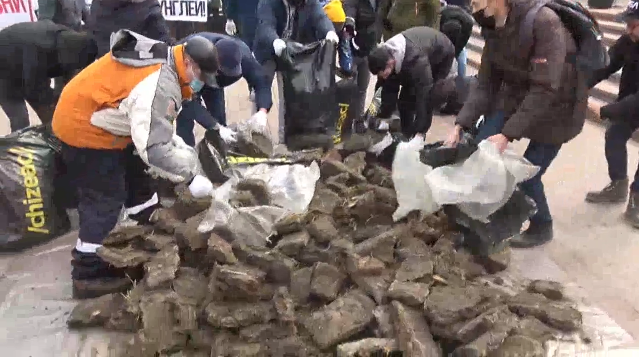 В центре Кишинева прошел протест против повышения тарифов на газ и отопление