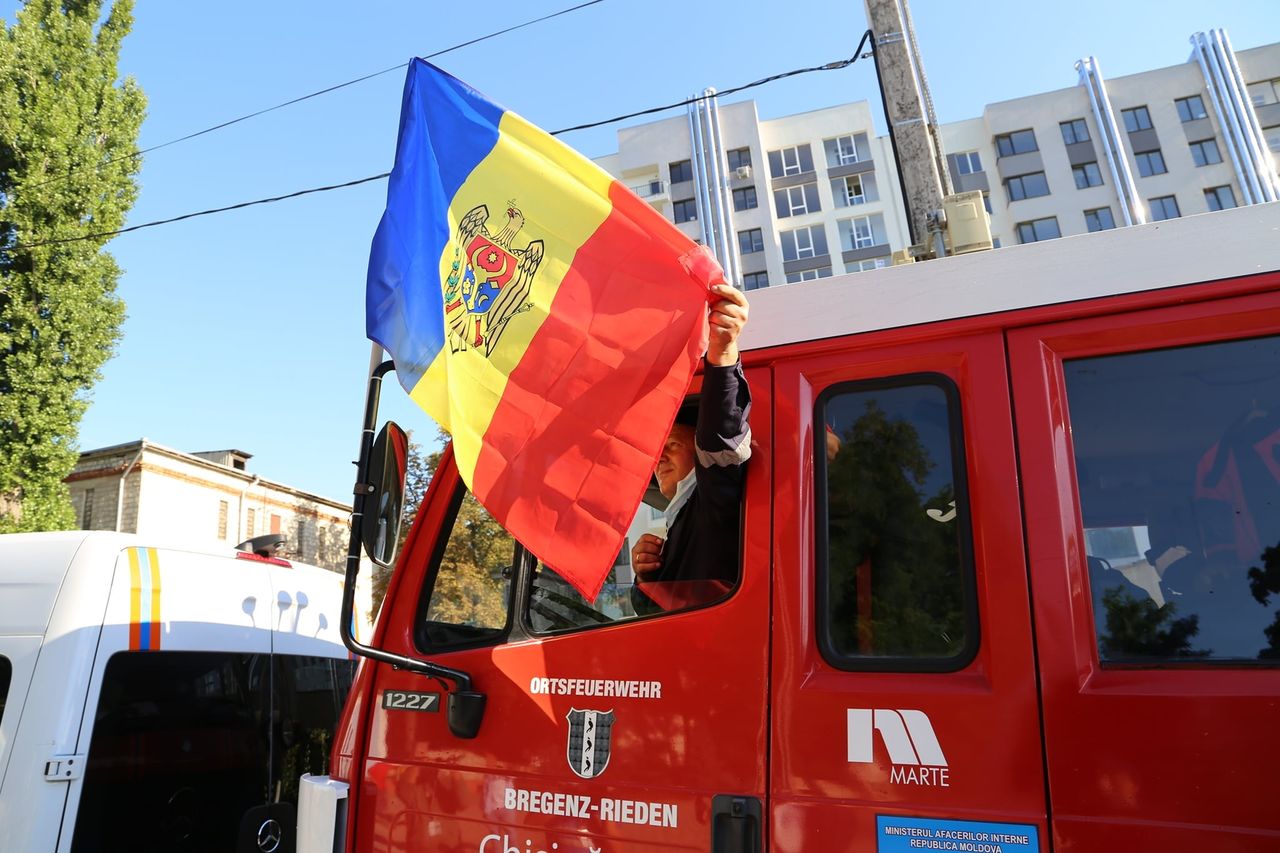 Молдавские пожарные отправились тушить пожары в Греции