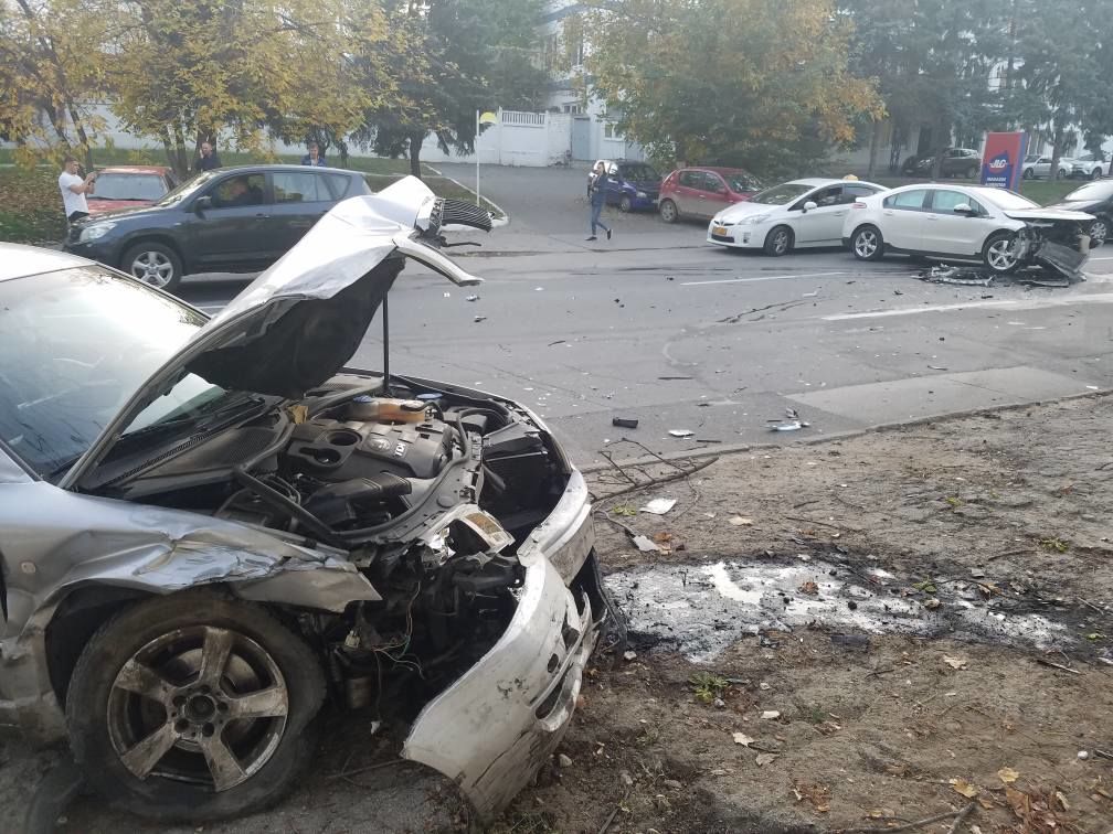 Серьезная авария произошла на улице Сармизеджетуса в столице