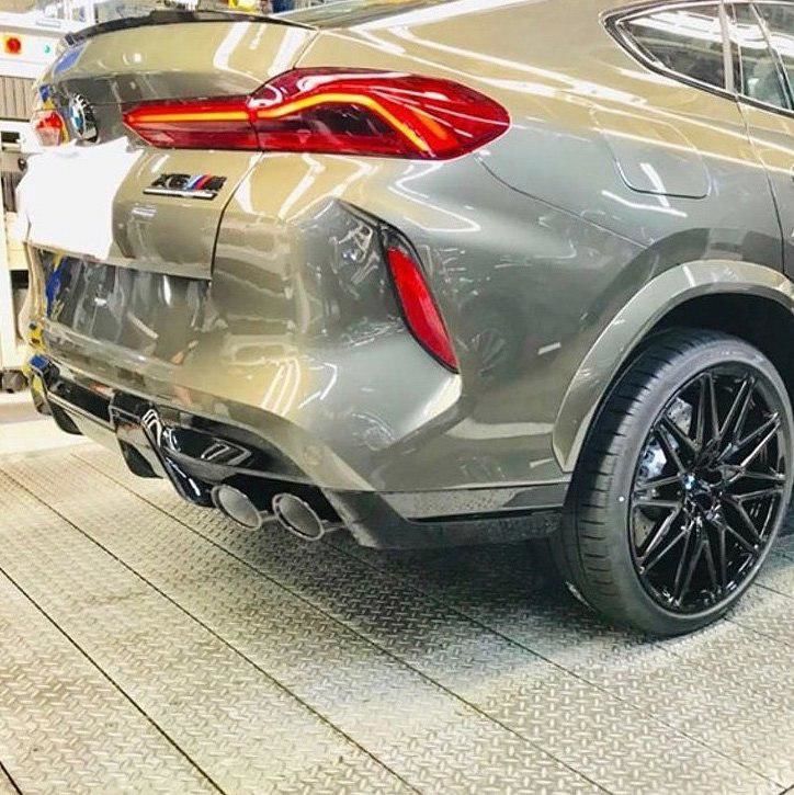 Новые BMW X5 M и X6 M замечены без камуфляжа
