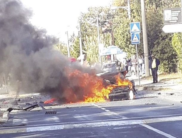 В Сербии взорвали авто телеведущей