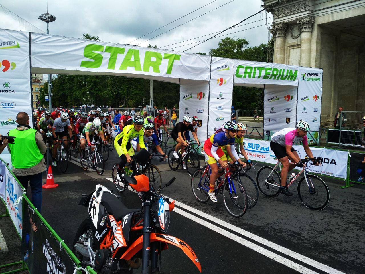 В Кишиневе проходит городская велогонка “Chisinau Criterium 2018”