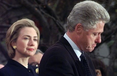 Un fost ofiţer al Secret Service a făcut dezvăluiri şocante despre Hillary Clinton în cartea sa