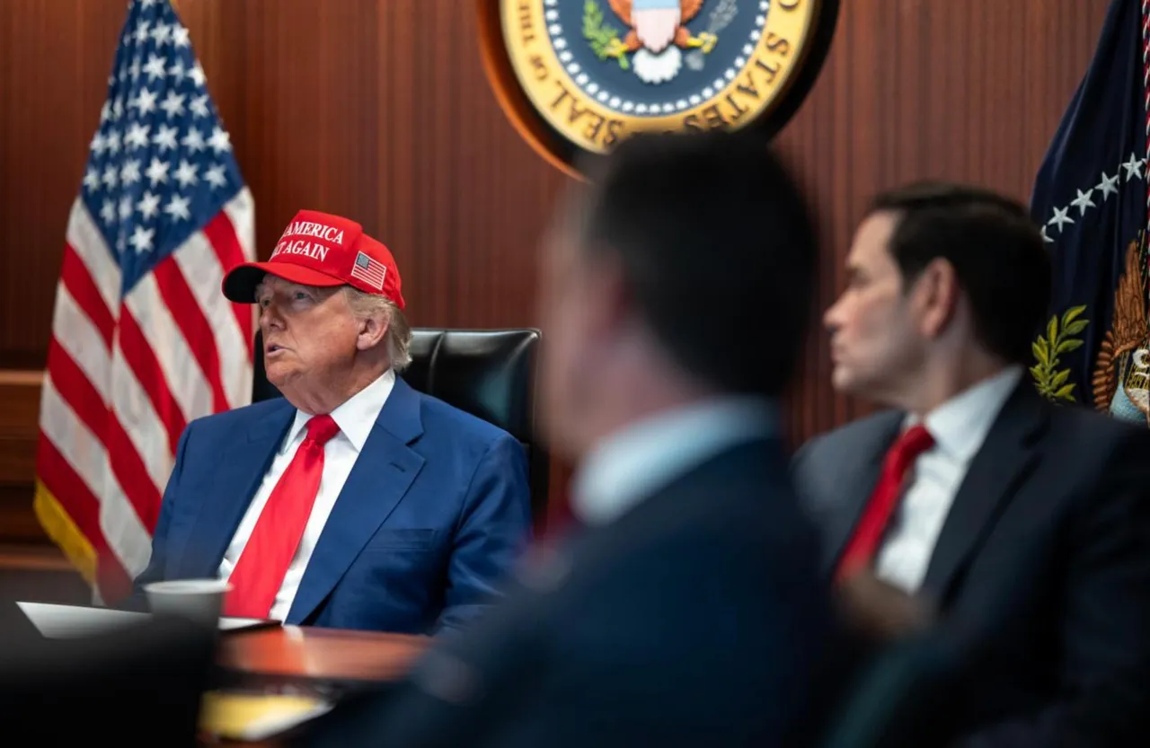 Белый дом показал Трампа и его команду во время нанесения ударов по Ирану