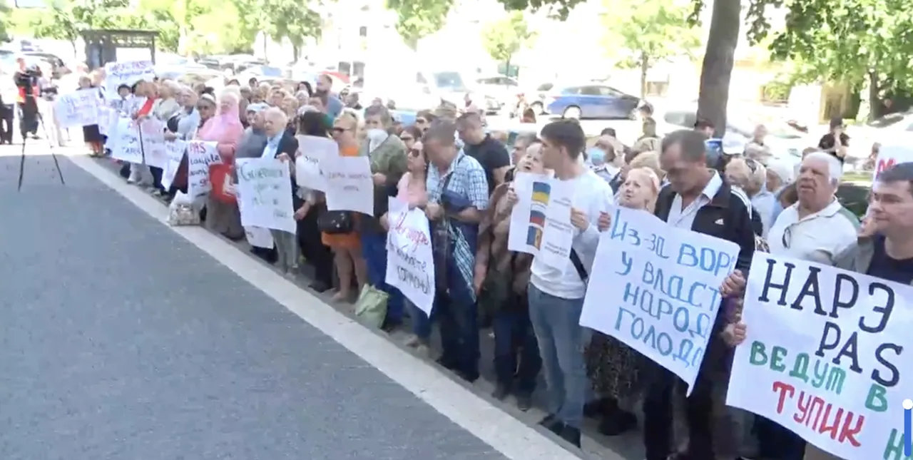 Мариан о протесте оппозиции из-за роста цен: Пусть протестуют у Путина
