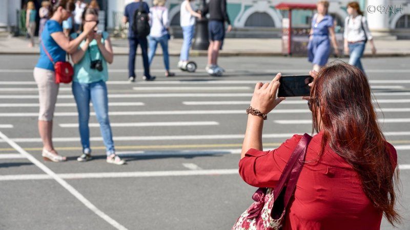 Юрист прокомментировал запрет на фотосъемку людей в ЕС