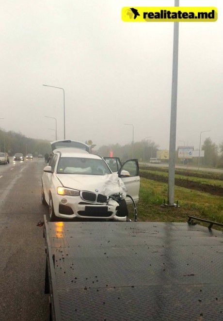 Рядом с аэропортом Кишинева произошла авария с участием BMW