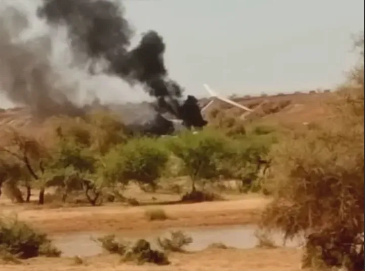 В аэропорту Мали разбился военно-транспортный самолет Ил-76