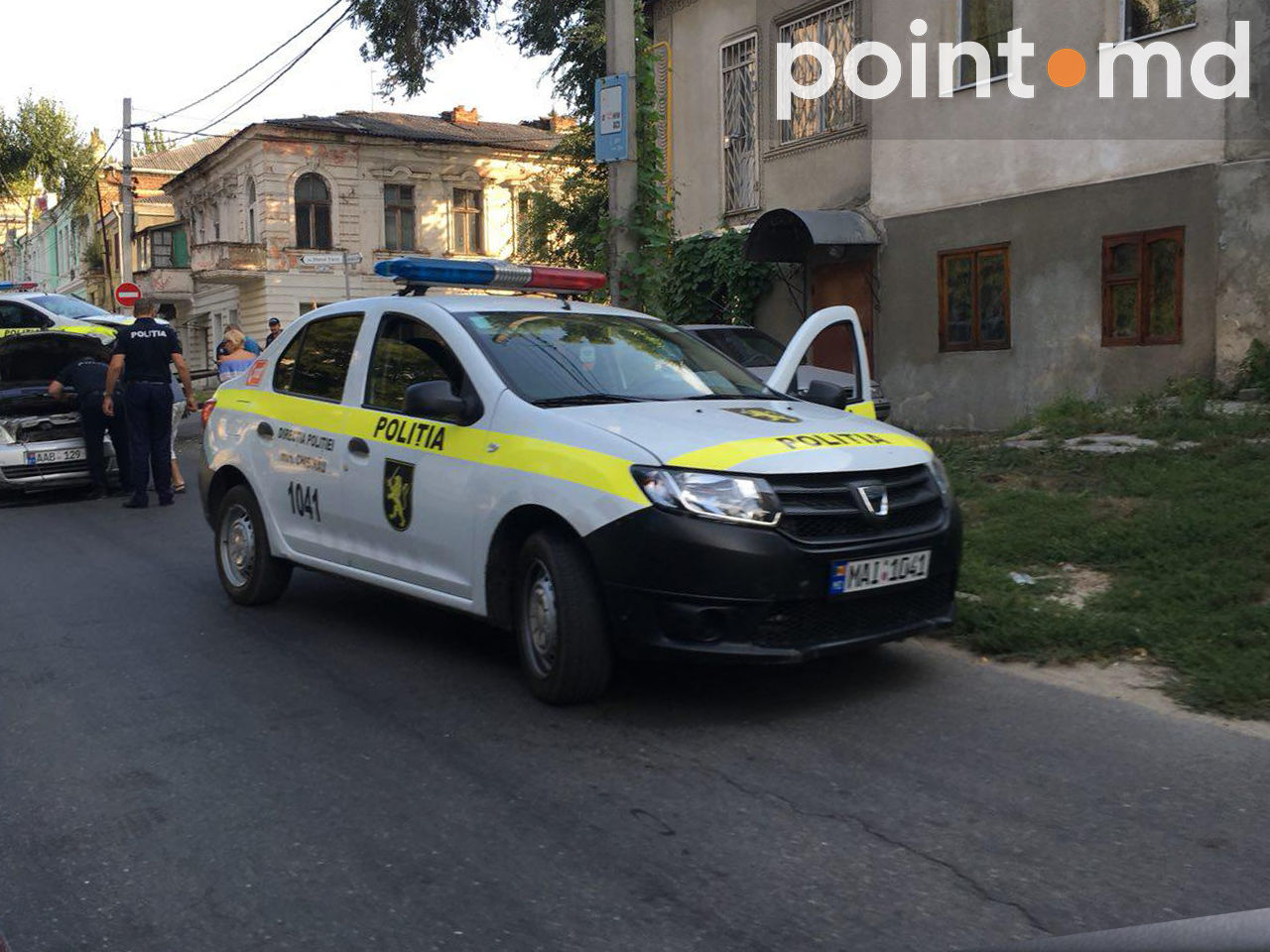 В Кишиневе машина полиции попала в ДТП