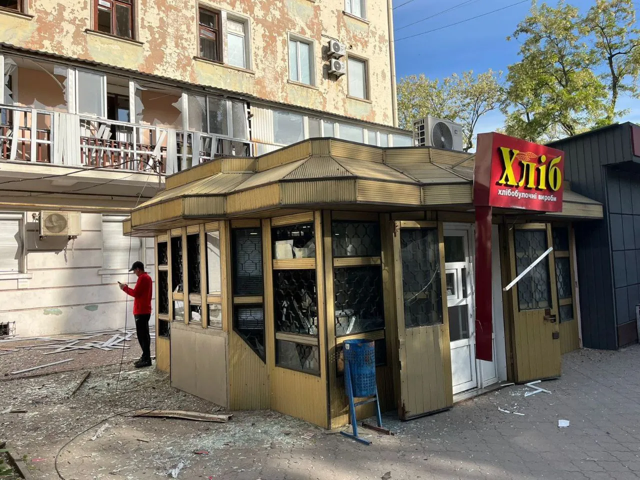 Два человека погибли в Никополе во время артиллерийского обстрела