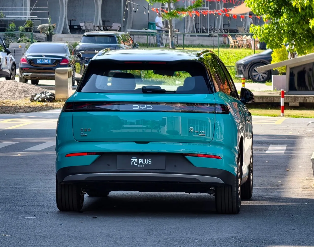 В продажу поступает семейный электрокроссовер BYD - цена $17 500 и запас хода 630 км