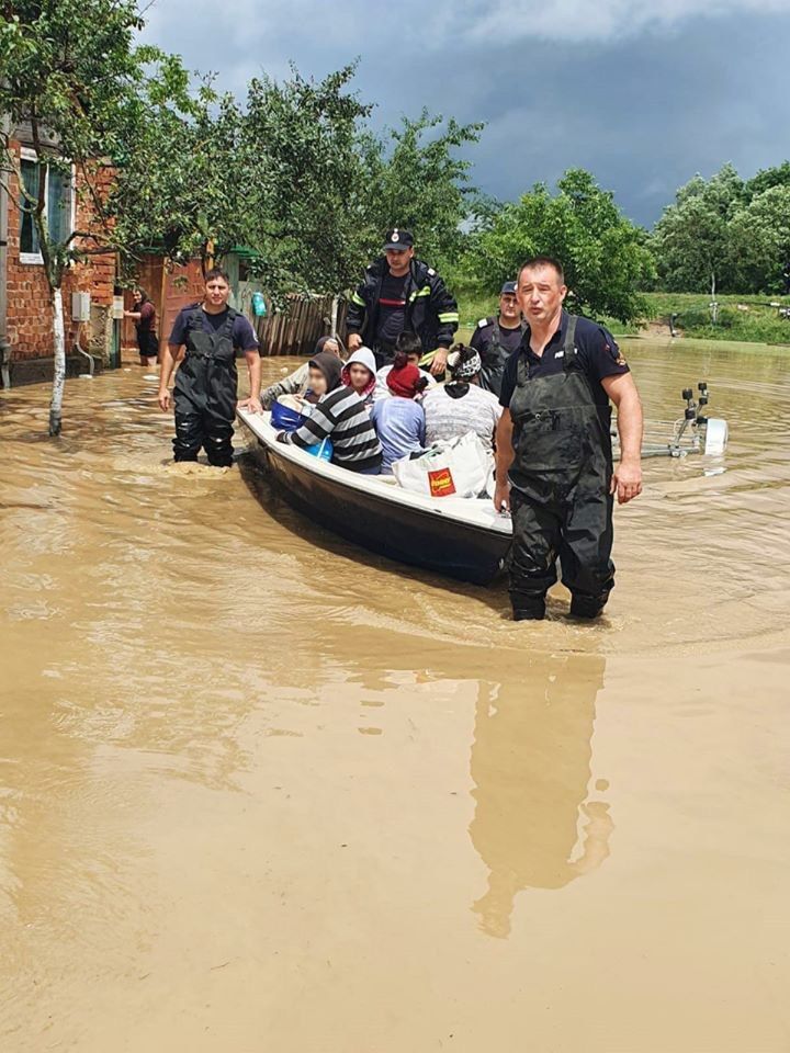 Дожди и наводнения в Румынии: есть жертвы и пострадавшие