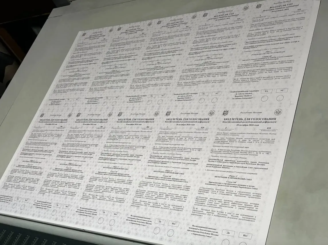 Tipărirea buletinelor de vot pentru referendum și alegerile prezidențiale începe pe 9 octombrie