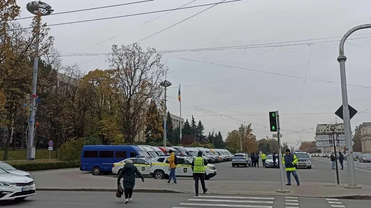 В центре Кишинева проходит протест перевозчиков