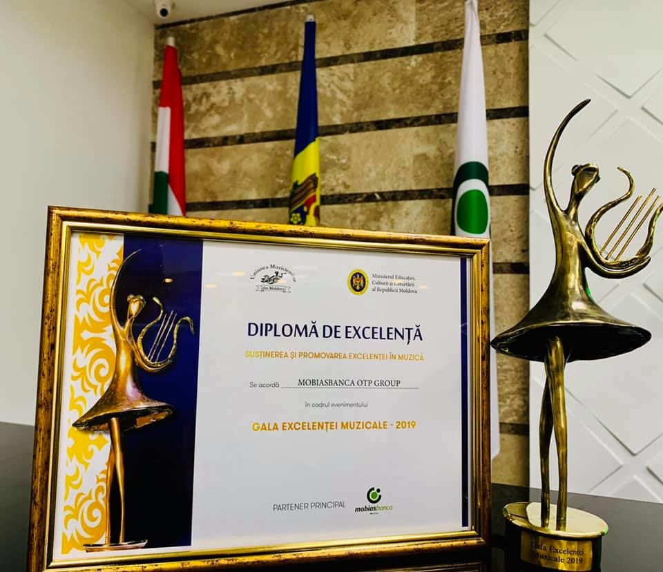 Самые известные народные артисты награждены на Гала-концерте Gala excelenței muzicale 2019 ®
