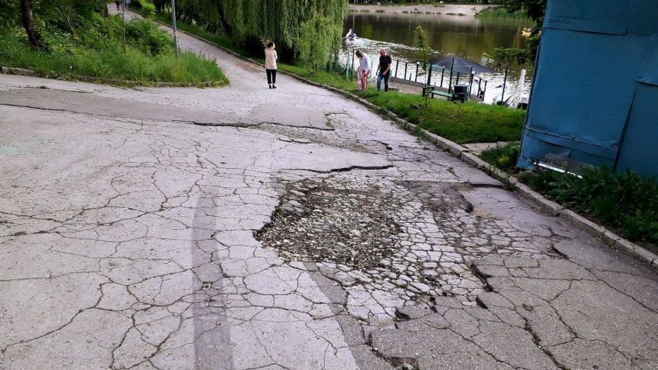 Многие парки в столице не оснащены пандусами