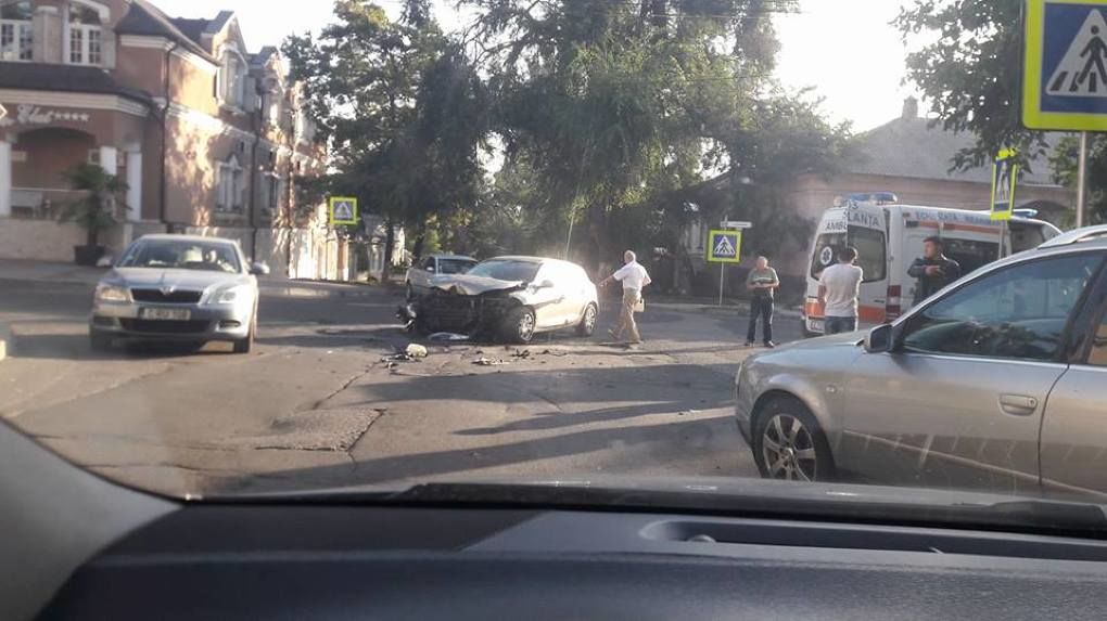 Авария в центре столицы, один человек пострадал