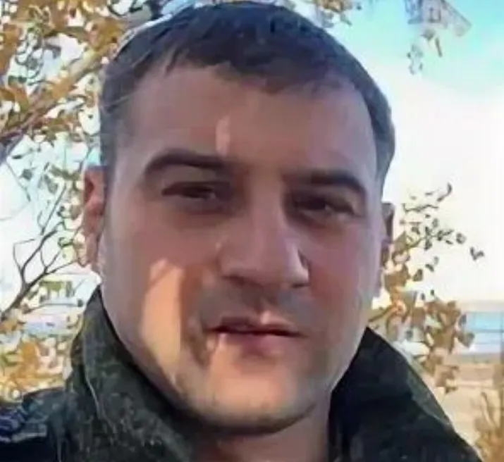 Следователя, угрожавшего матери Навального, судили за насилие