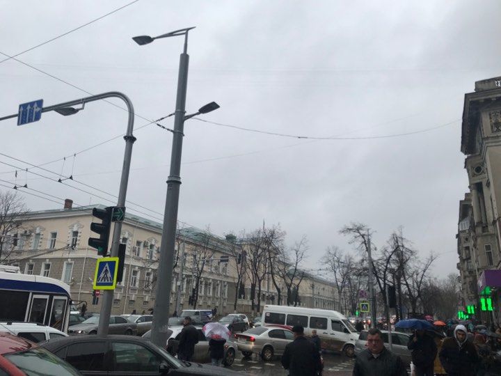 В Кишиневе образовались огромные пробки на дорогах