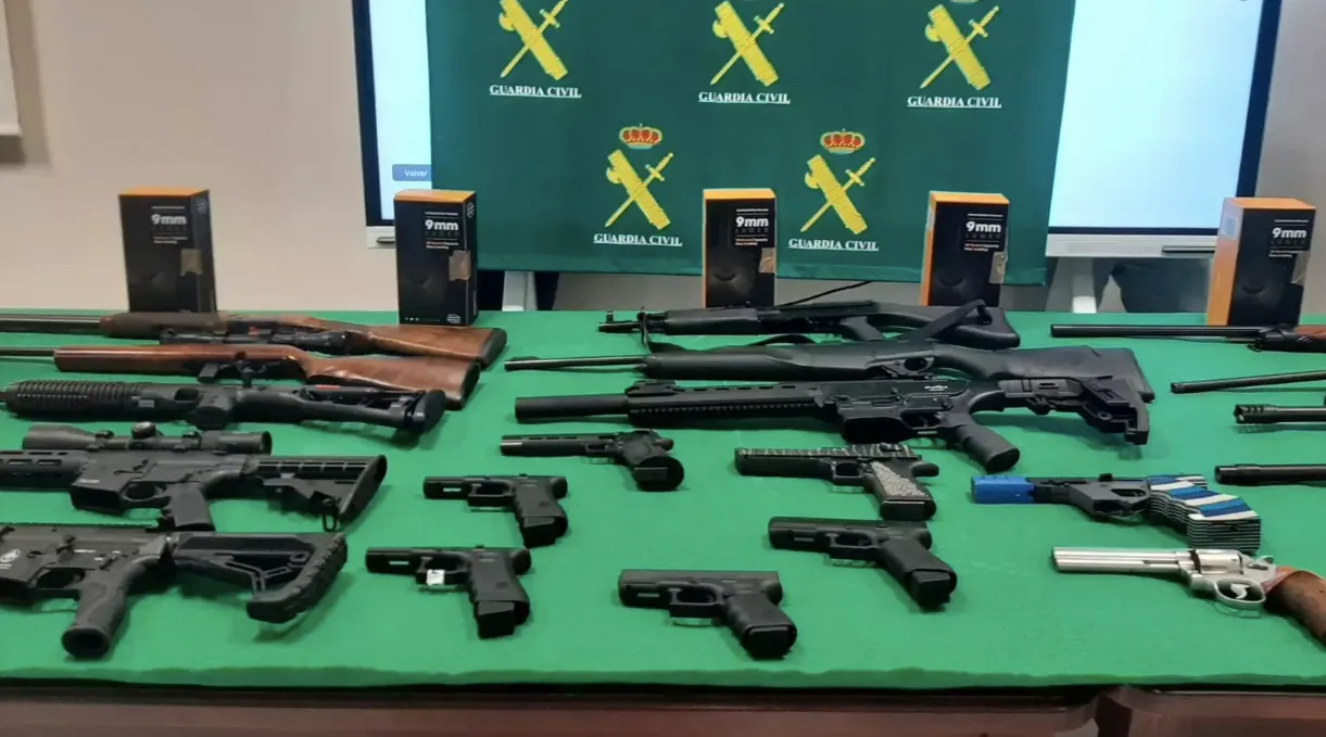 Европол: В Европе арестовали 22 подпольных торговца оружием