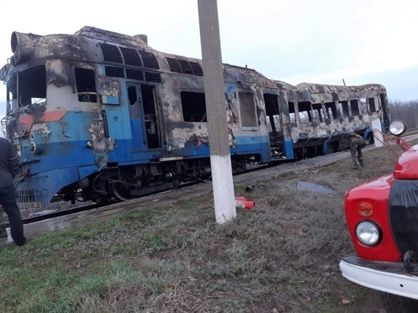 В Николаевской области загорелся поезд с пассажирами