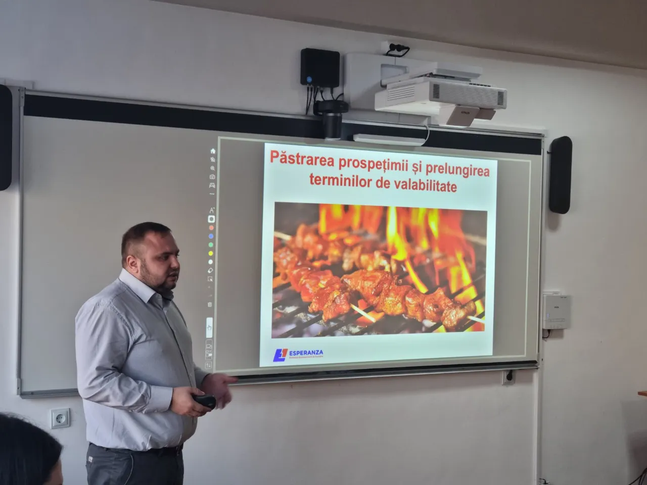 Esperanza: В гостях у UTM