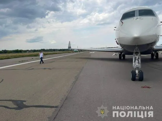 Вертолет и самолет Виктора Медведчука передали ВСУ
