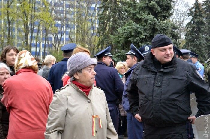 В Одессе сожгли импровизированный мемориал у Дома профсоюзов