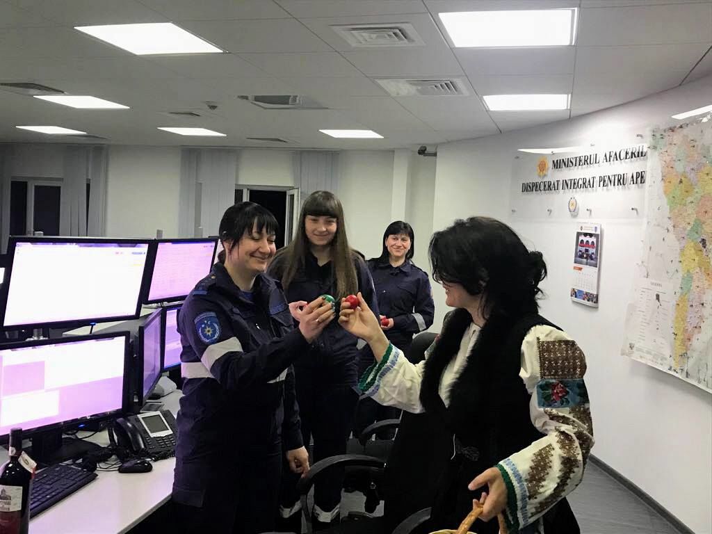 Сильвия Раду поздравила спасателей с Пасхой