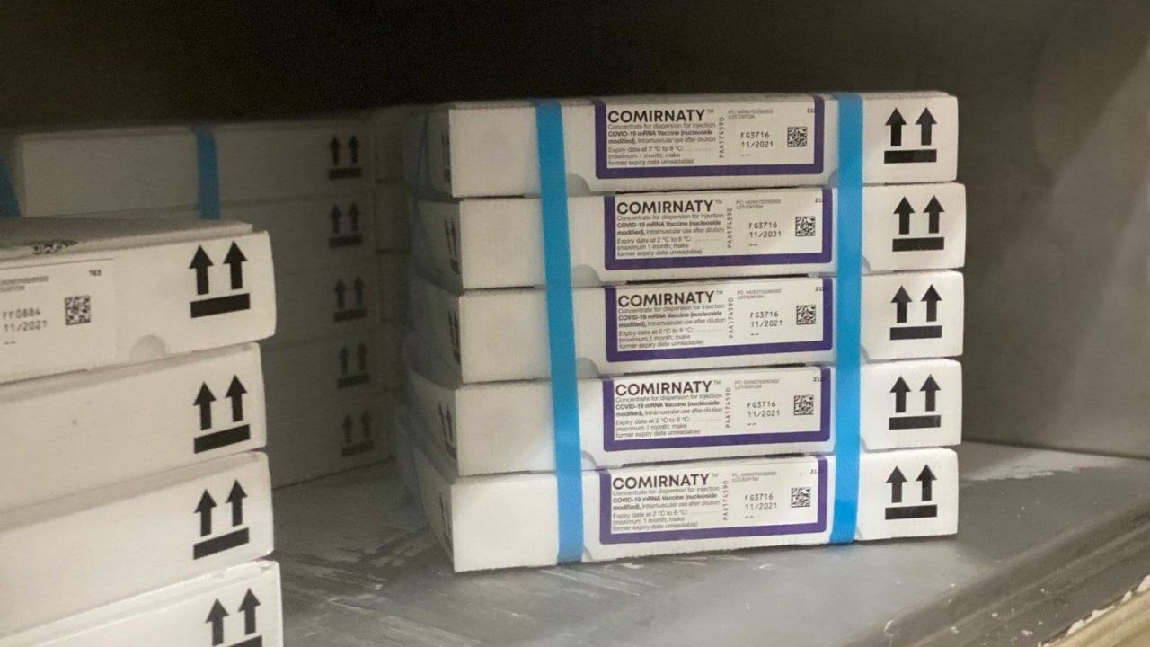 В Кишинев доставили еще 5850 доз Pfizer