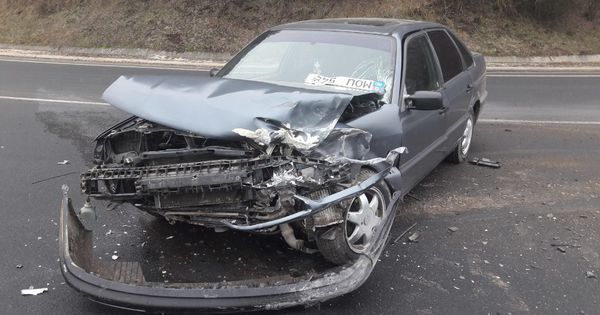 На трассе Кишинев-Хынчешты столкнулись два автомобиля