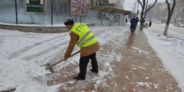 Мэрия Кишинева призвала водителей объезжать семь улиц из-за погодных условий