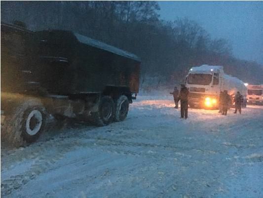 Armata Națională, implicată în lucrările de deszăpezire din ţară
