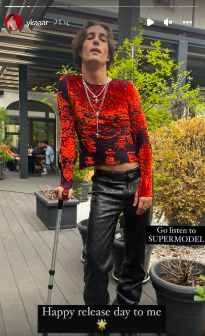 Солист Maneskin травмировался перед финалом Евровидения