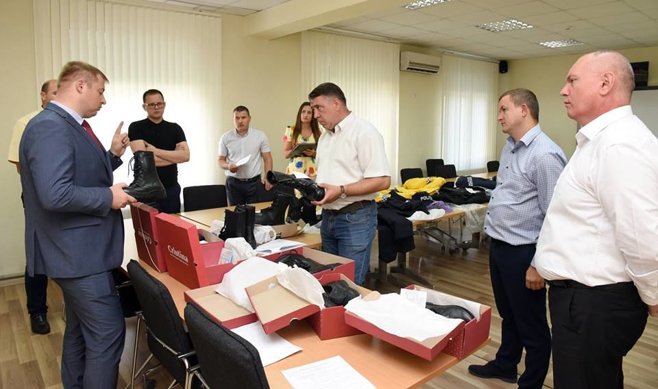 К сентябрю у полицейских будет новая форма