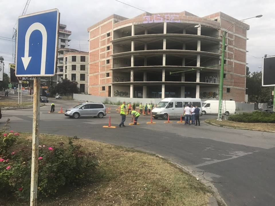 Atenție, șoferi! Sens giratoriu într-o nouă intersecţie din Chişinău