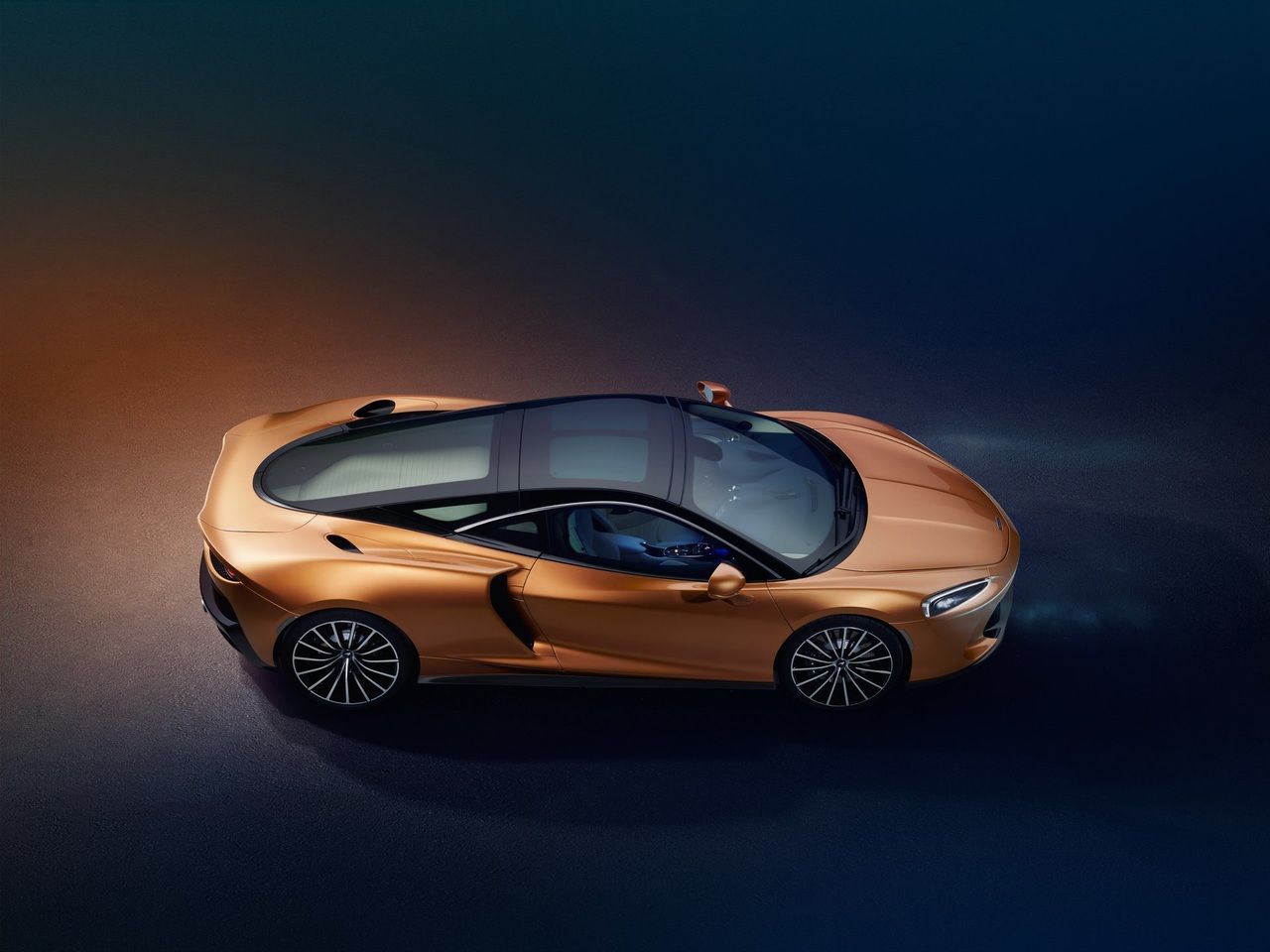 McLaren создал комфортный суперкар для дальних путешествий