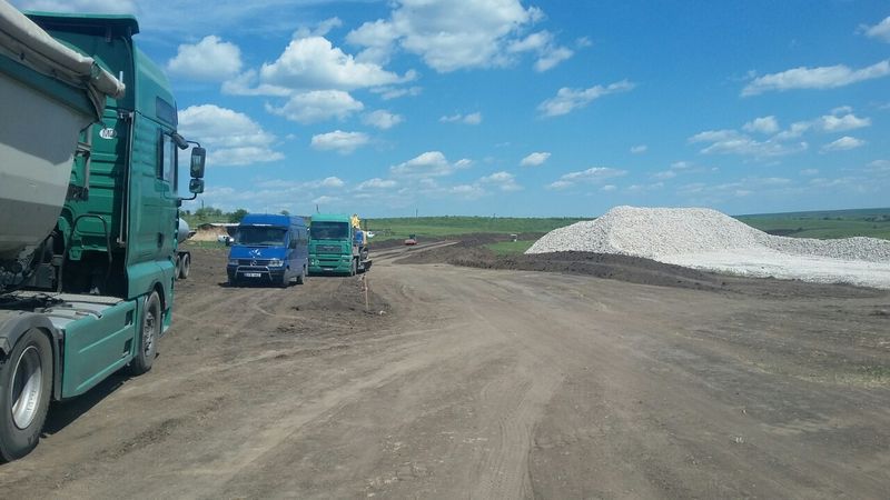 В районе Штефан-Водэ началось строительство дороги местного значения
