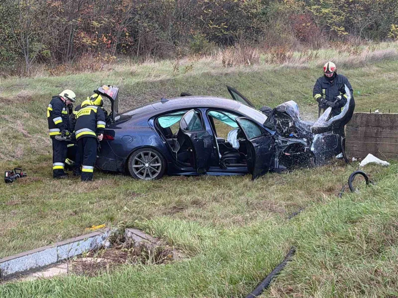 В результате аварии под Бельцами два человека попали в больницу