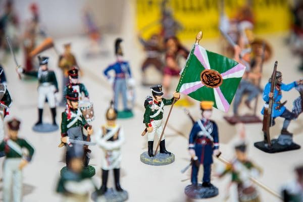 В Приднестровье 12-летний школьник создаёт исторические мини-диорамы