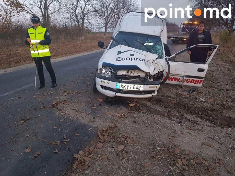 ДТП в Яловенах: Мужчину доставили в больницу в тяжелом состоянии