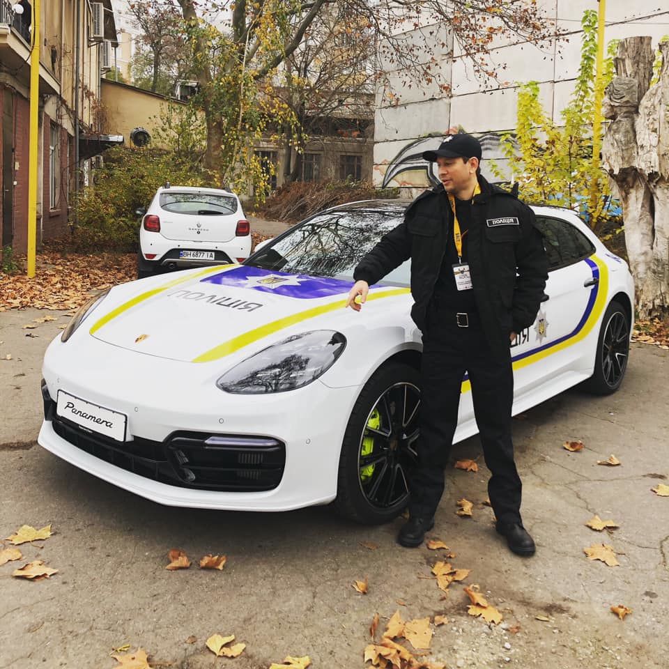 В Одессе заметили полицейский Porsche Panamera
