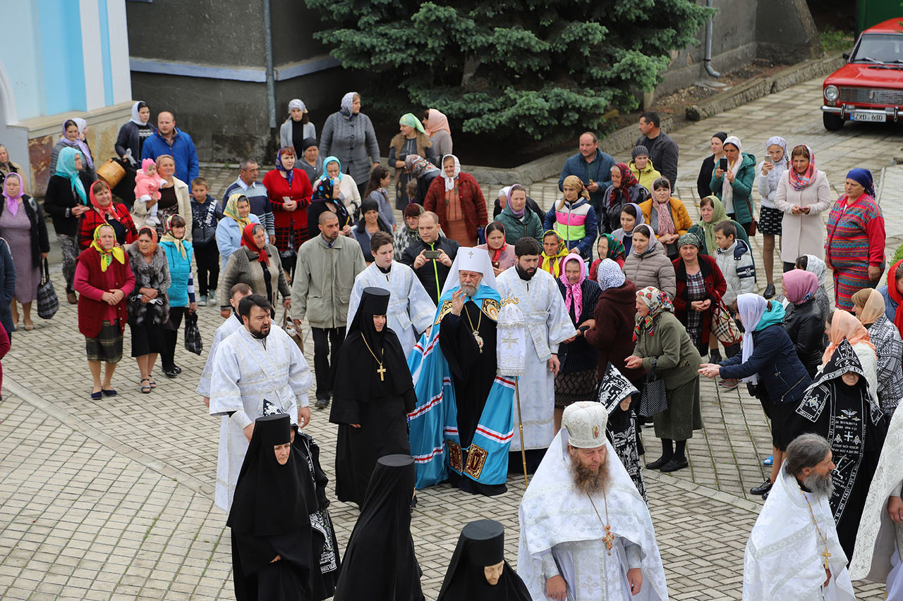 Во время церковной службы во Флорештах были допущены серьезные нарушения