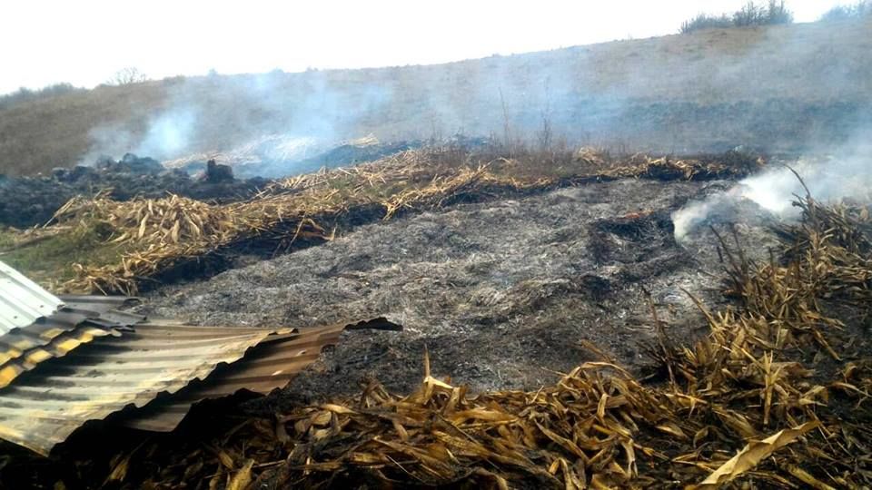 Incendiu la o fermă din Rezina: Pompierii au intervenit cu două autospeciale