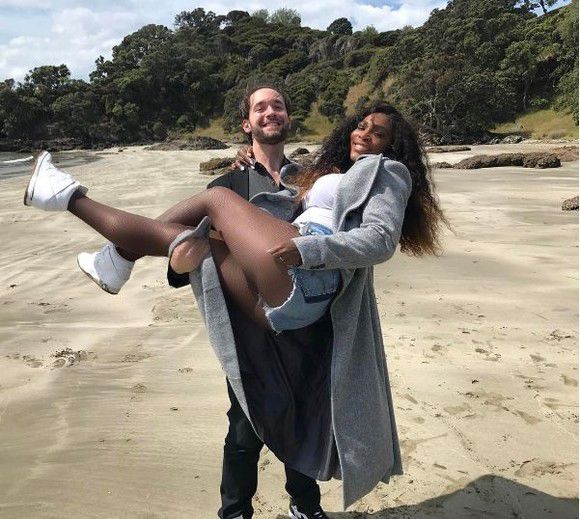 Serena Williams a fost dată de gol de sora ei în privința sexului copilului