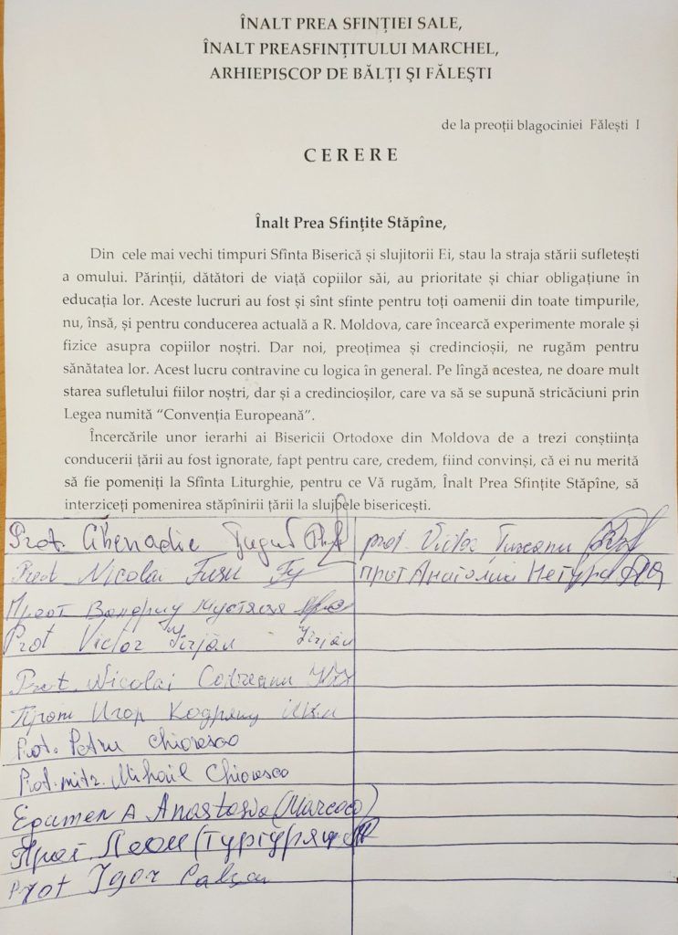 Стамбульская конвенция: Священники требуют отлучить от церкви Санду, правительство и депутатов