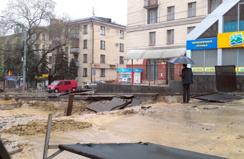 Киртоакэ лично проинспектировал водопад на Негруцци