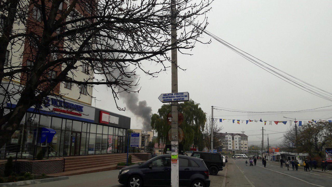 В Яловенах на храмовый праздник в одном из хозяйств произошел пожар